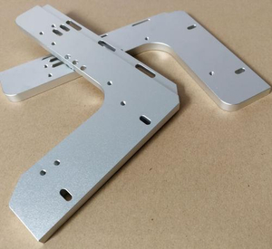 Parti in alluminio anodizzato con fresatura CNC di precisione personalizzata